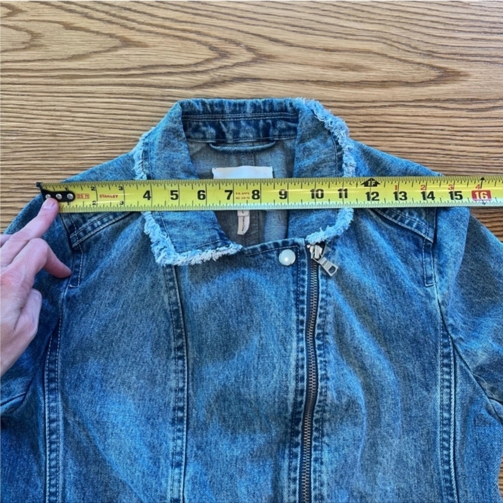 Luxury Denim Jacket EUC - Picture 4 of 11